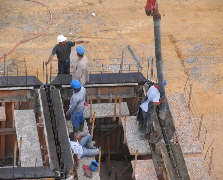 بهترین سیمان برای بتن ریزی ساختمان کدام است؟